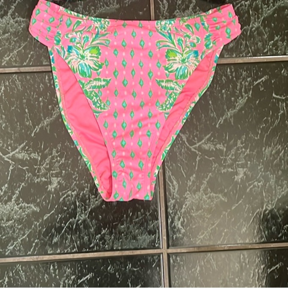 Lilly Pulitzer bikini bottom size 8